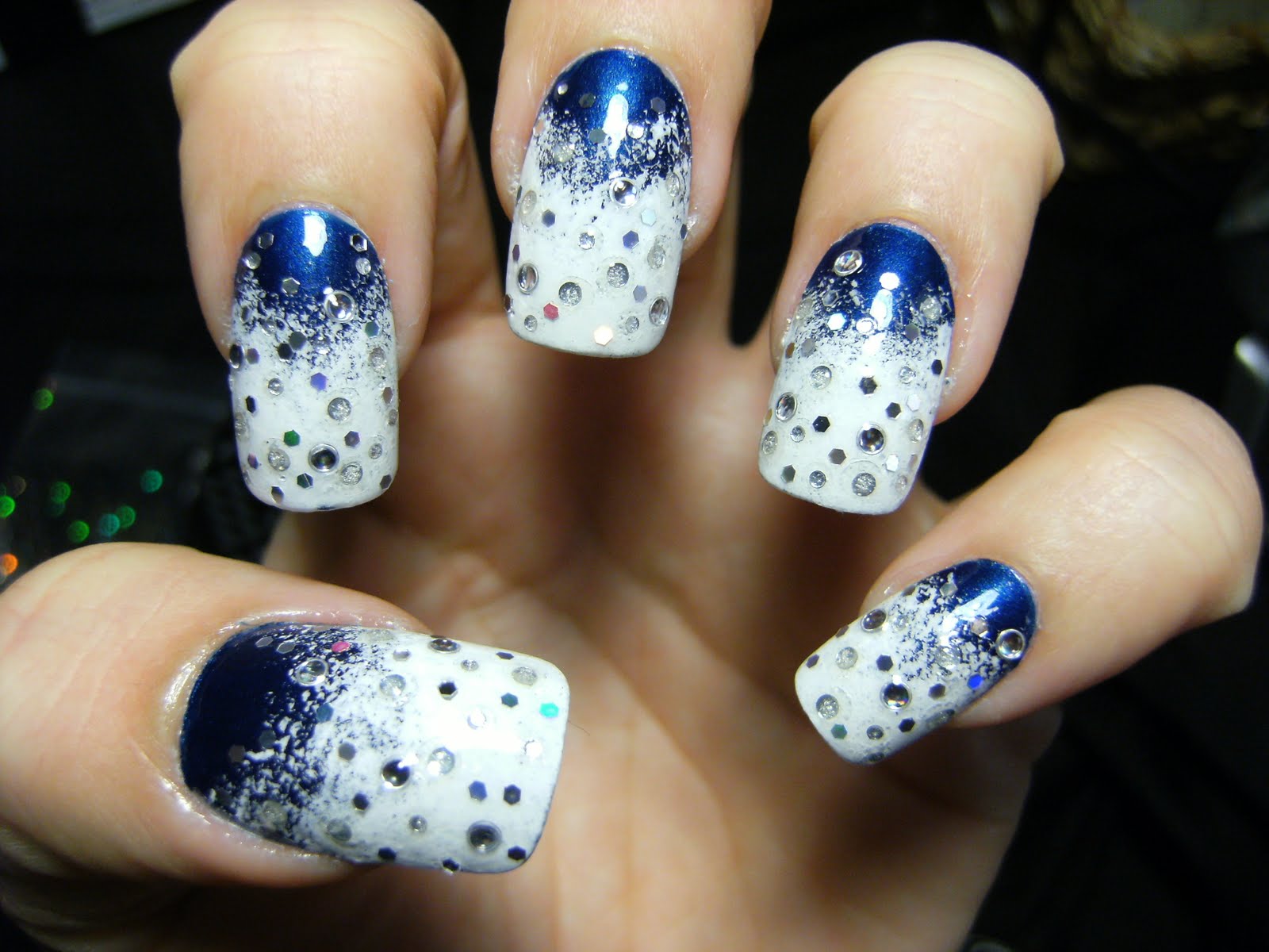 [WINTER+WONDERLAND+=+DEEZ-NAILZ=+(14).JPG]