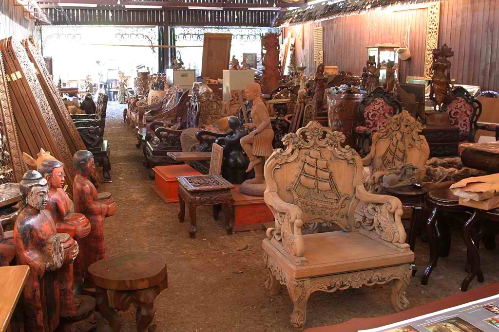GOLDEN WOOD TEAK FURNITURE (S) PTE LTD We are specialized in Sale of