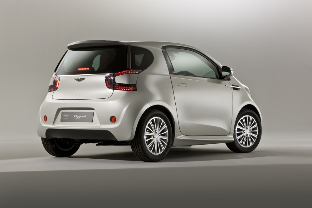 [astoncygnet2sm.jpg]