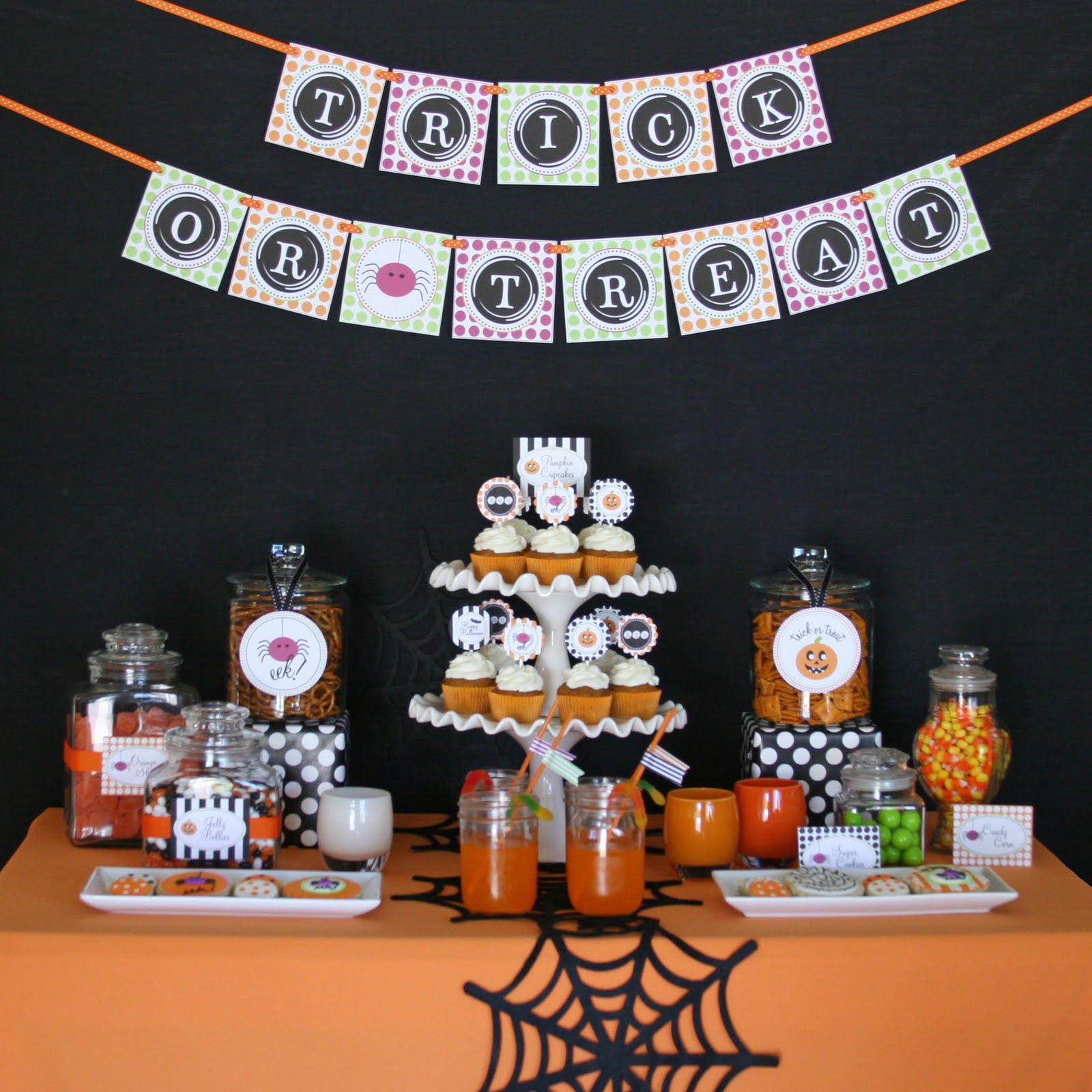 Halloween Treats Table - Glorious Treats