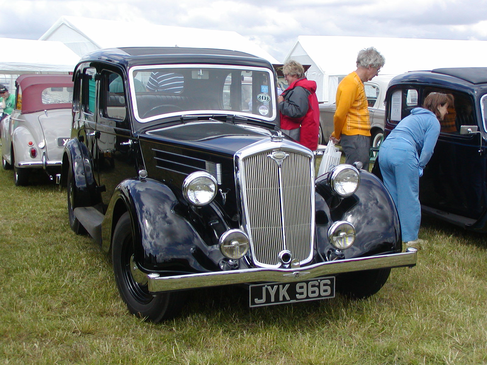 1938 Wolseley 14/60 V8 Resto-Rod - Ozrodders.com
