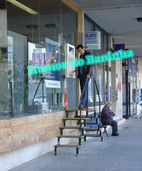 [anunciodeprostituta.jpg]