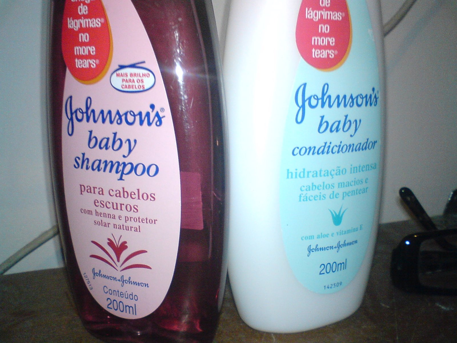 Garota Veneno Cabelos Lisos Dicas ' (Shampoo Johnson's Baby)
