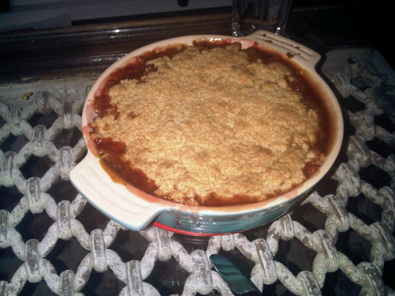 Cooked Apple and Cranberry Crumble