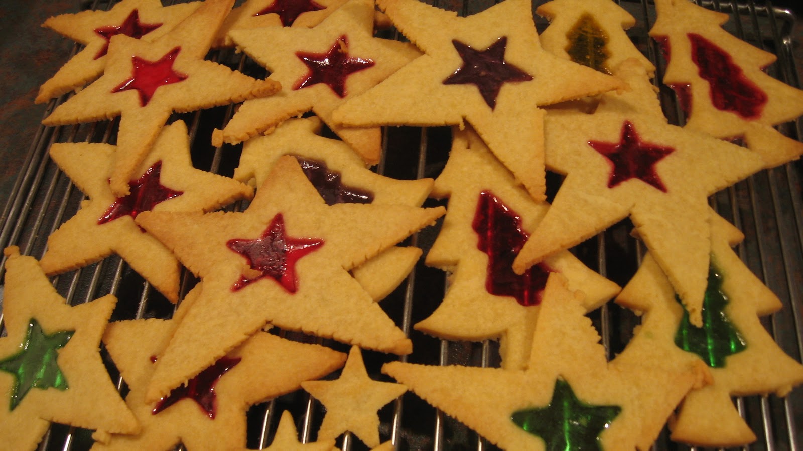 sara interrupted: Cathedral Biscuits