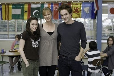 Twilight' screenwriter Melissa Rosenberg talks Kristen Stewart, Bill Condon  and 'Breaking Dawn'
