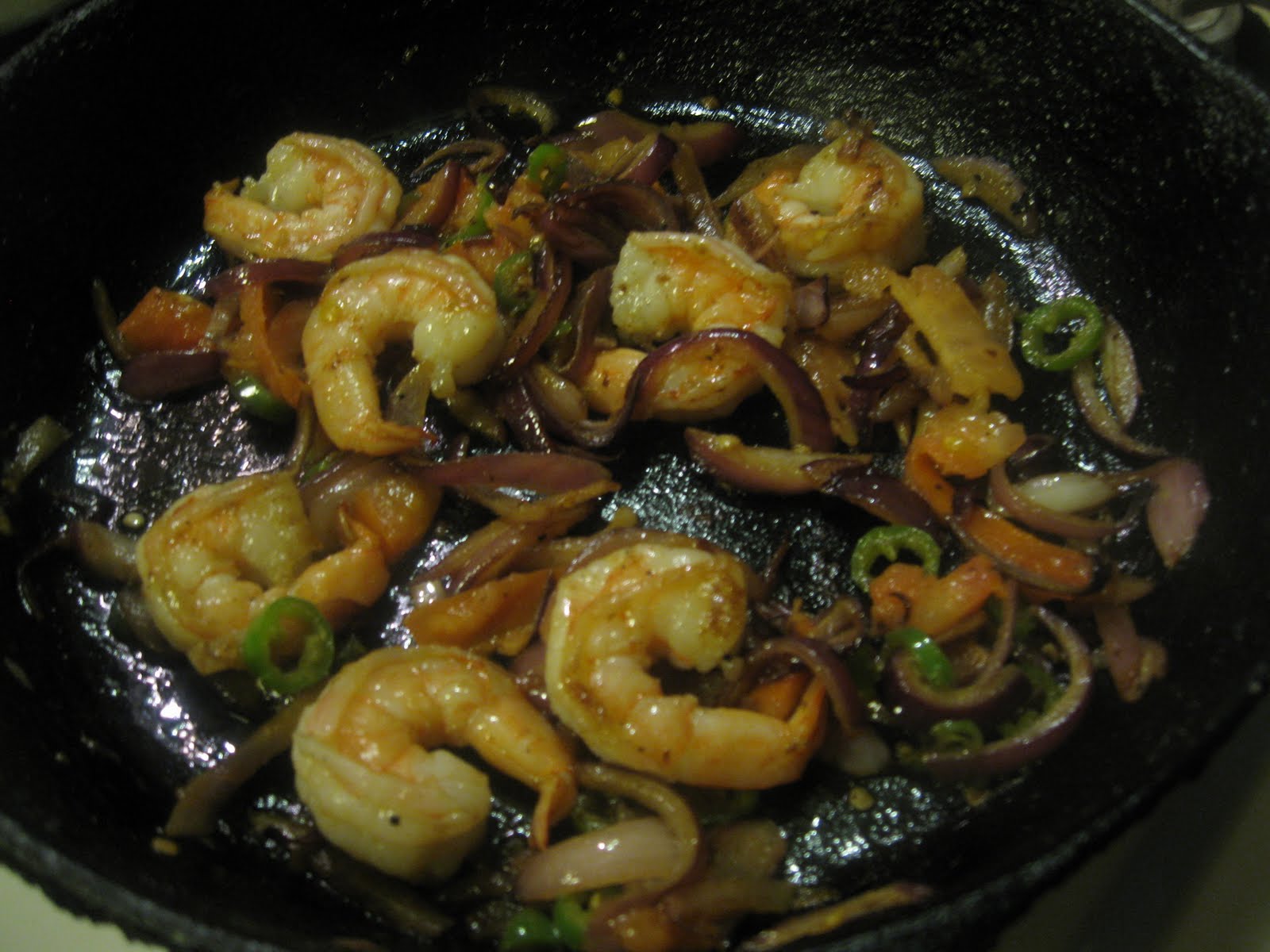 Sauce (The Food Blog): Pasta in Prawn-Tomato Sauce