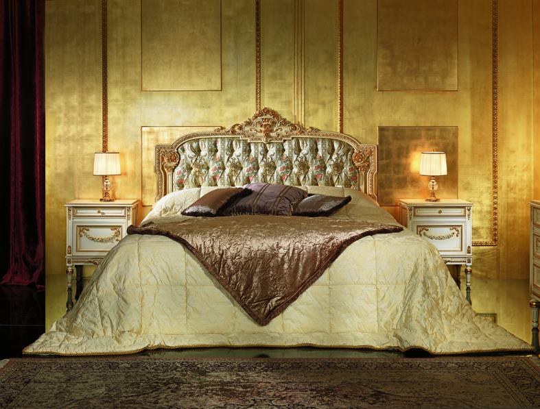 Bedroom in Style Painted With Ivory Lacquering Furnishings