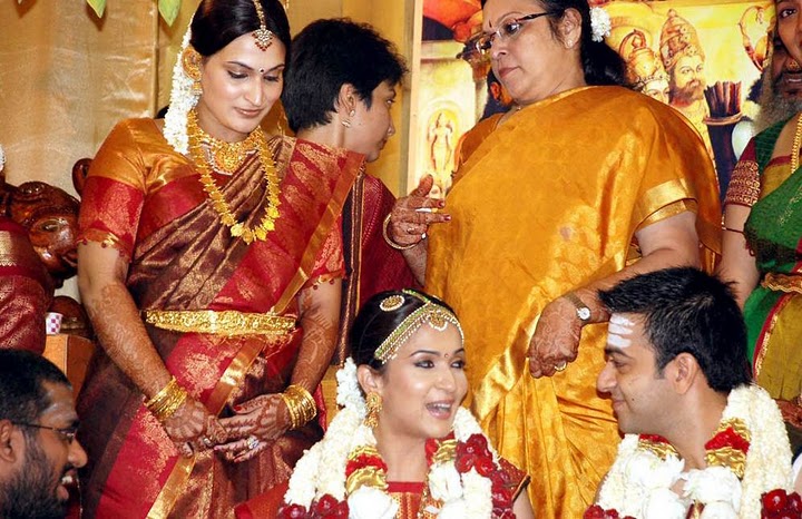 rajinikanth daughter soundarya wedding photos stills wedding invite address labels