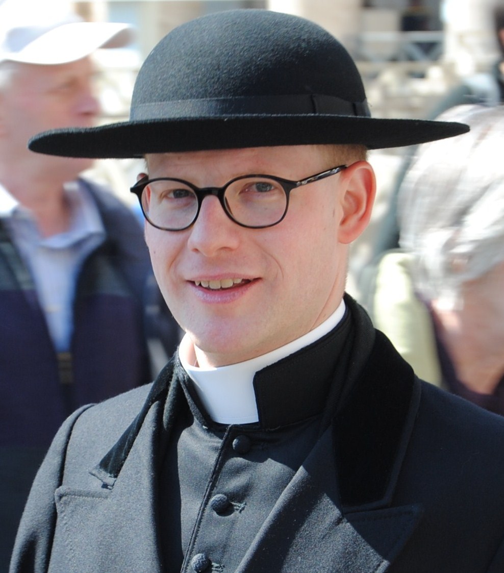 Orbis Catholicus Secundus Cappello Romano Roman Flat Hat Saturno 