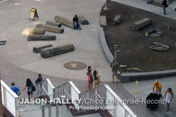 Pro Pixelographer: New Dorm Makes Me Want to Back to School