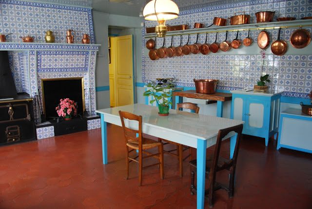 White Kitchen Terracotta Floor White Kitchen Terracotta Floor