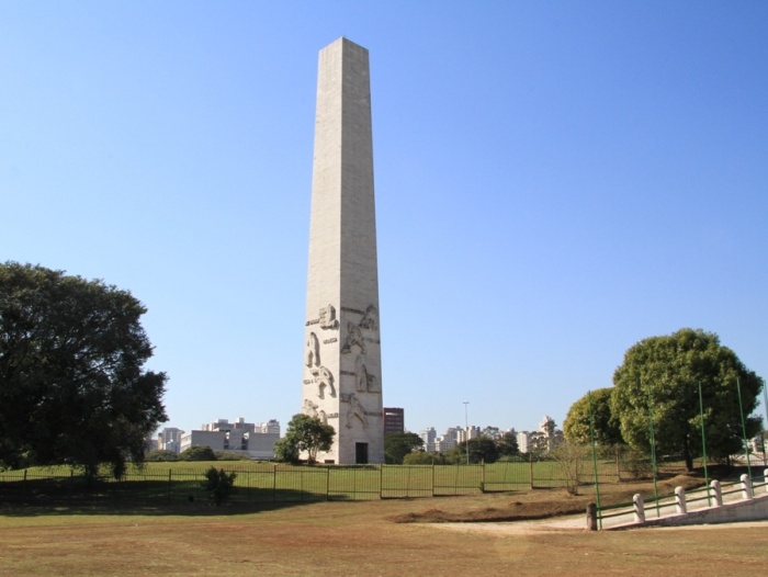 Centro de Tradições Paulistas: Obelisco Mausoléu aos Heróis de 32 ...