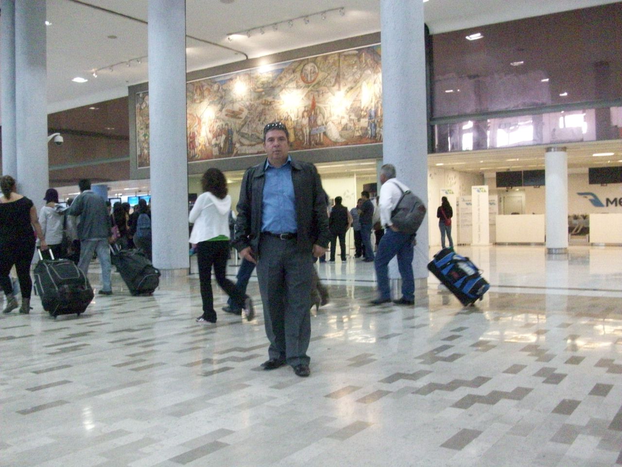 LA PAZ,BAJA CALIFORNIA SURes AEROPUERTO EN MEXICO, D.F.