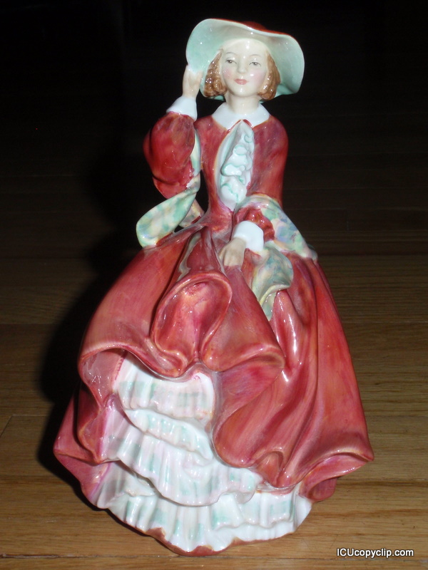 royaldoultons: Royal Doulton Figurine HN 1834 Top Of The Hill