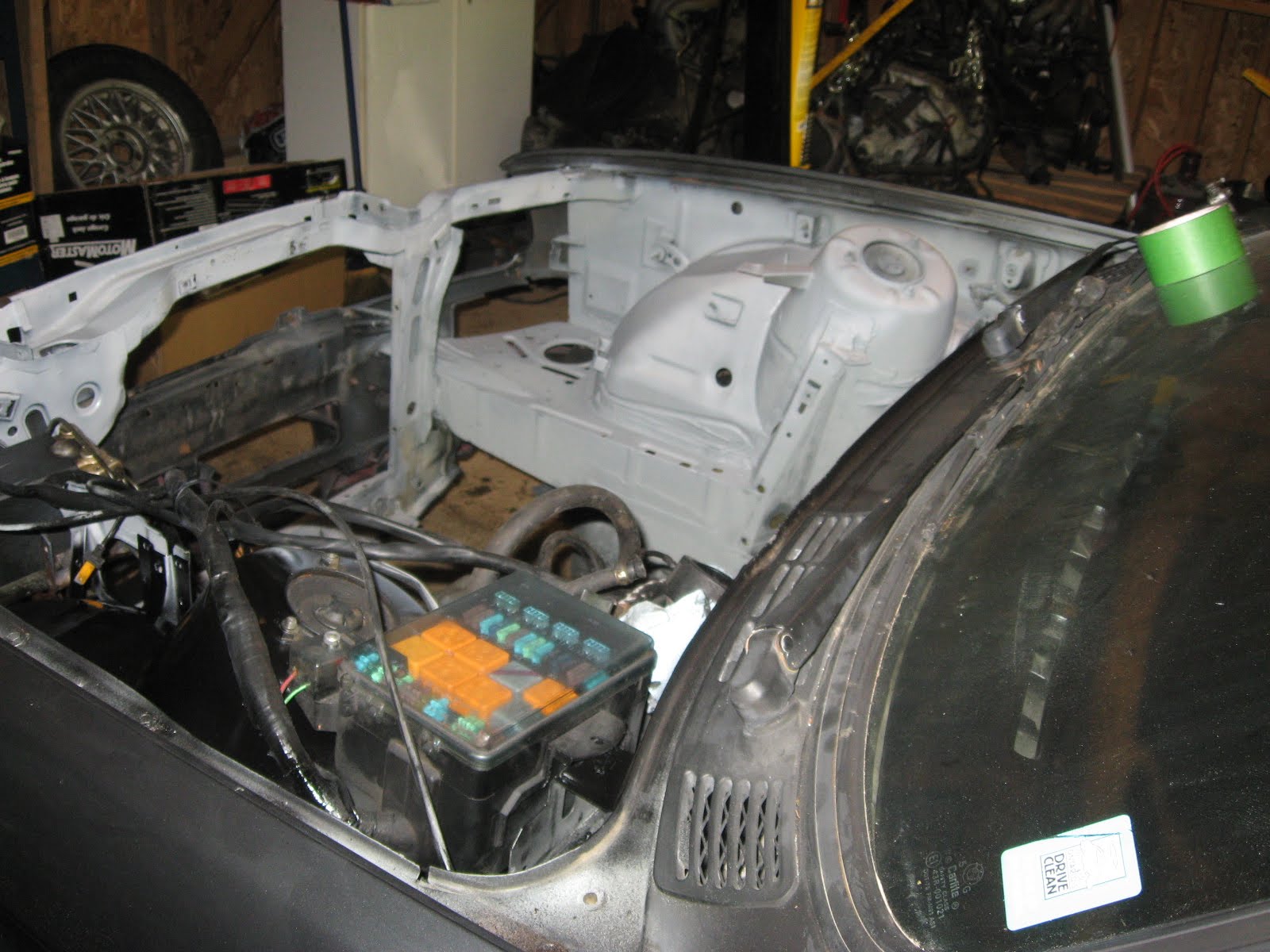 MY PROJECT 1987 BMW 325IS (E30): Engine bay painted and wiring all