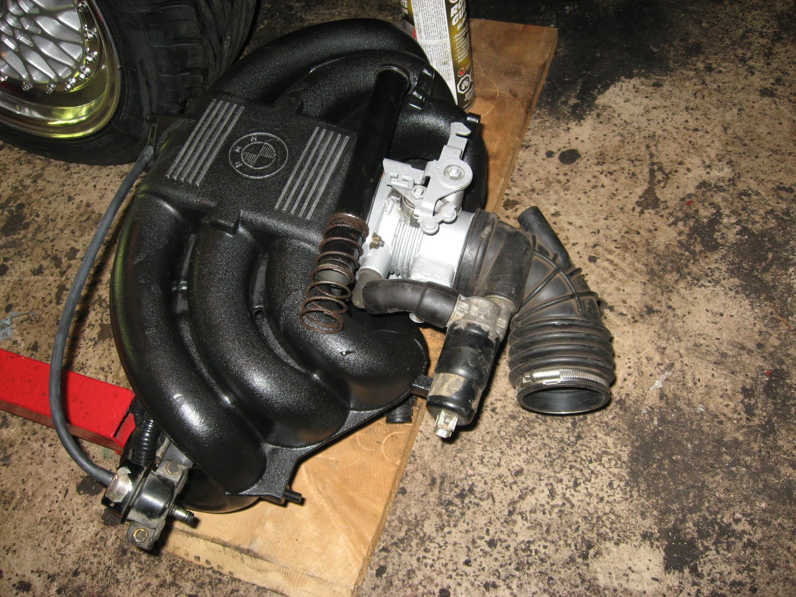 MY PROJECT 1987 BMW 325IS (E30): Finally more engine progress...
