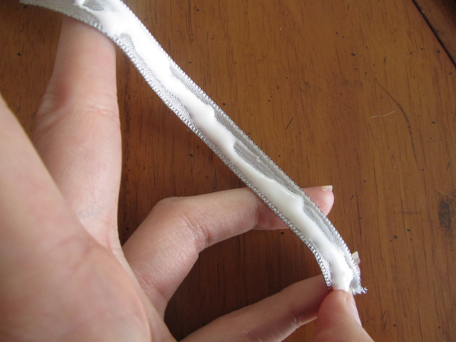 Twelve Crafts Till Christmas more soda can jewelry? ugh!