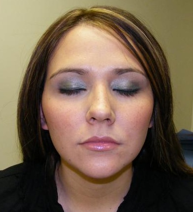 [connies+friend+eyes+closed.jpg]