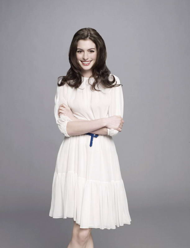 anne hathaway photo shoot 2011. anne hathaway photo shoot 2011