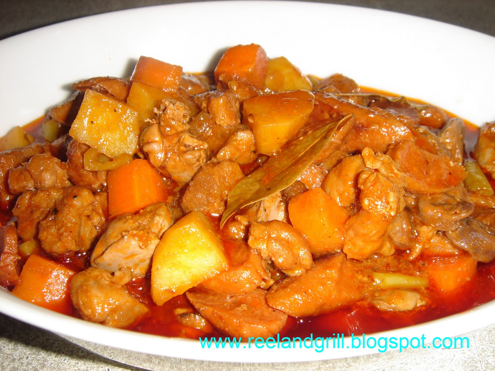 Reel and Grill: Filipino Menudo Recipe (Pork & Liver Stewed with Potato and Carrot)