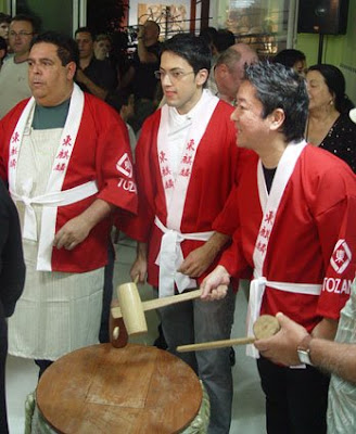 Tambor momentos+antes - >na cozinha, na calçada, na rua, na escada, na sala, ....