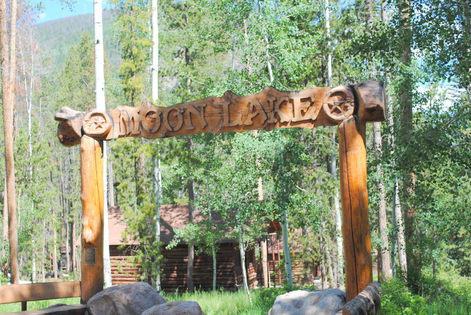 Woody's Fishing Hole Moon Lake Resort