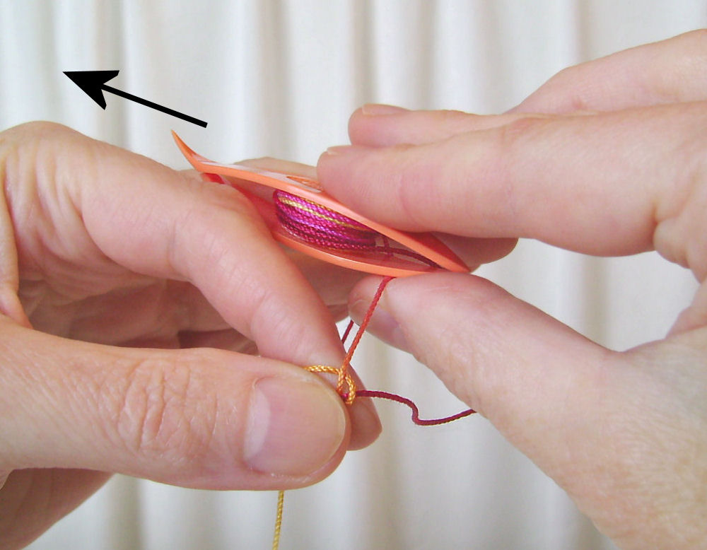 Yarnplayer's Tatting Blog How to tat the 2nd half of the double stitch