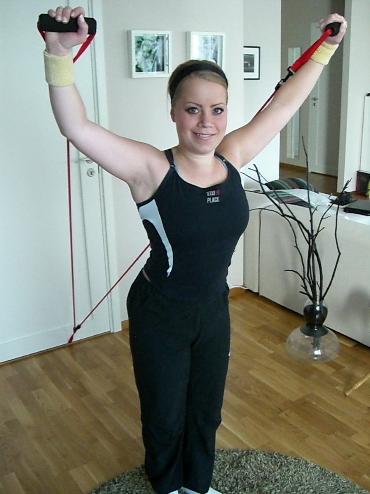 [Karin+Axelsson+axlar.JPG]