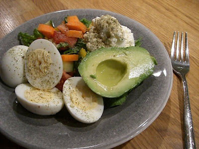 CIMG4701 - Ägg och avokado till middag