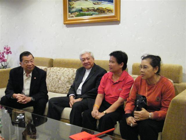 [DSCF0767+(Small)+(2).JPG]