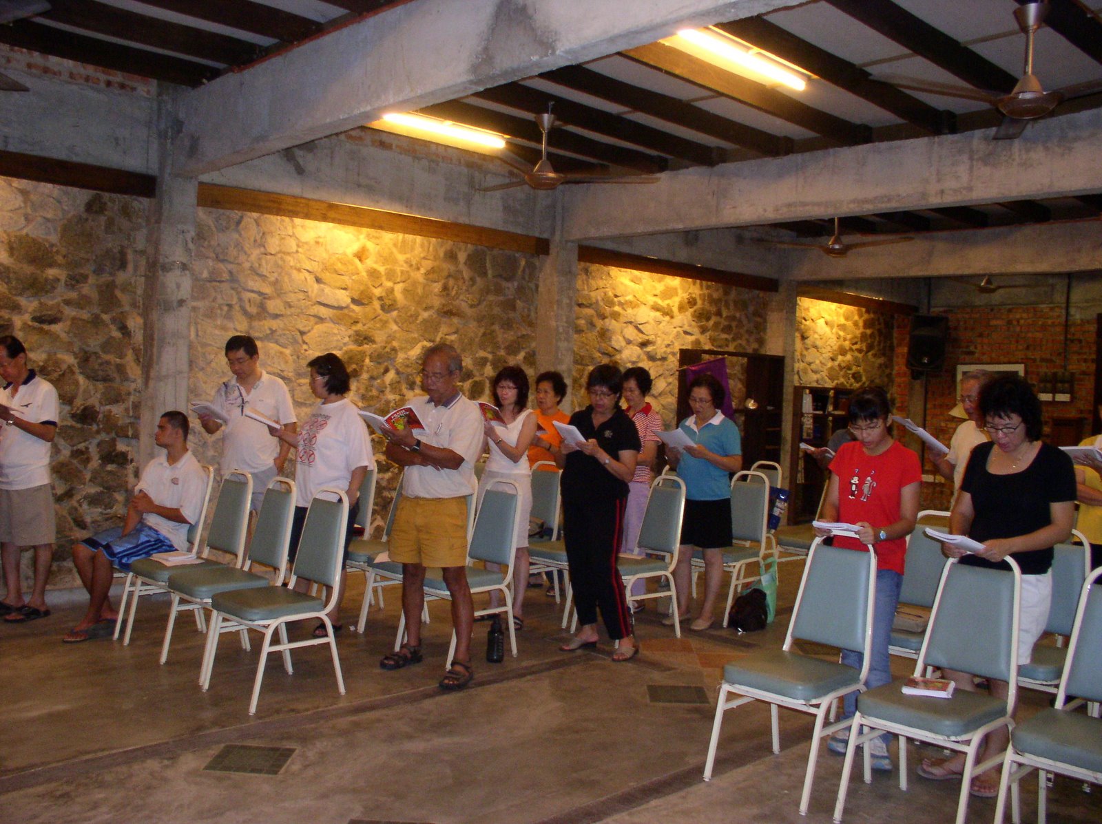 [El.Santuary.30.June.07+014.jpg]