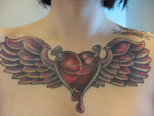 Labels: tattoo heart, tattoo wings