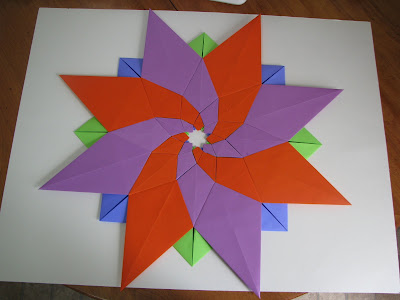 Tomoko Fuse's Origami Quilt Blooming Flowers 1 in Orange, Green, Blue, and Purple reverse side