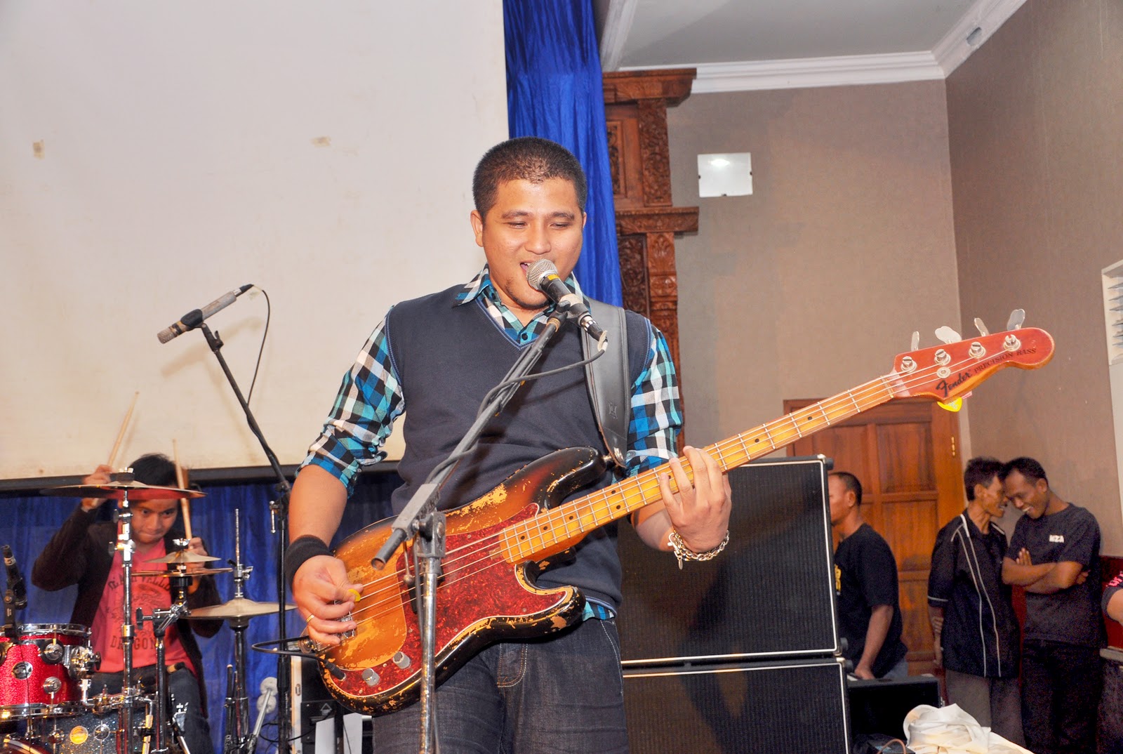 BSI Magelang: Kemeriahan Wisuda Desember 2009