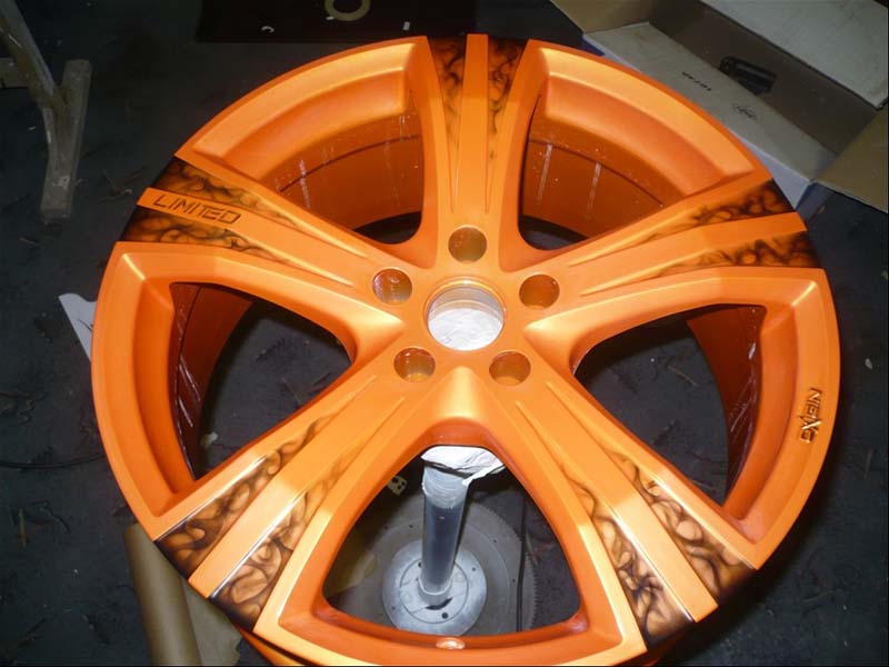 airbrush design and art Custom Racing Wheel Car Airbrush Paint