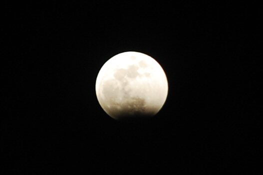 [lunar_eclipse_1.JPG]