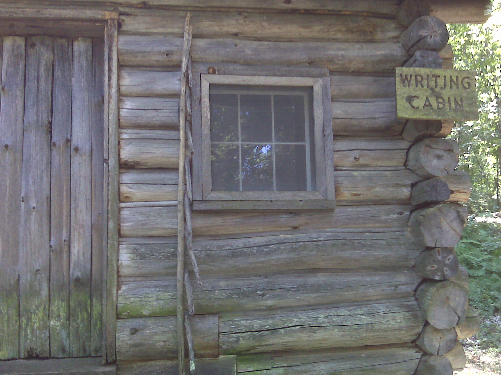 Descriptive essay example about a place image