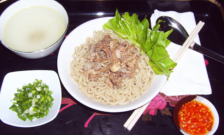 bakmi ayam khas nyokap (non halal)