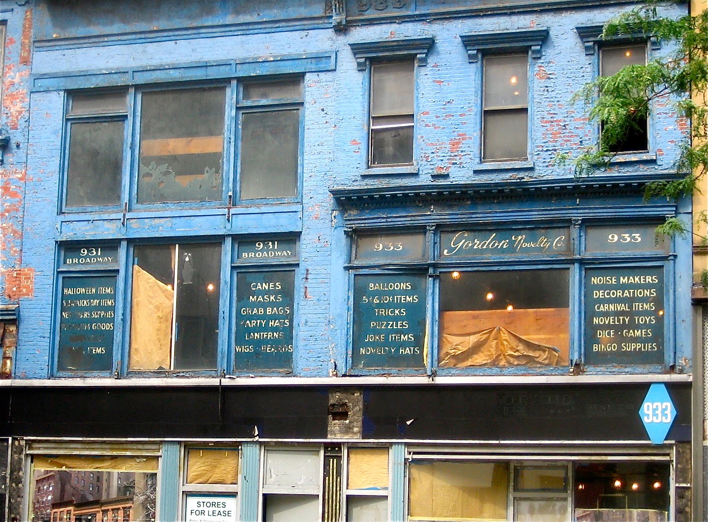 Jeremiah's Vanishing New York Novelties Unsheathed