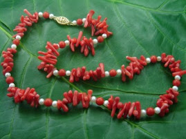 Pearls & Coral Stick Necklace
