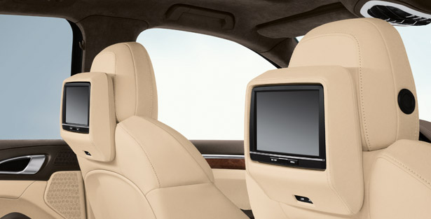 Porsche cayenne rear seat entertainment Porsche cayenne rear seat entertainment
