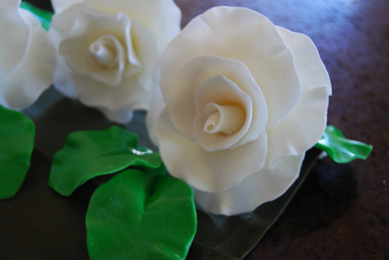 Gamma Susie's This n That Gum Paste Roses