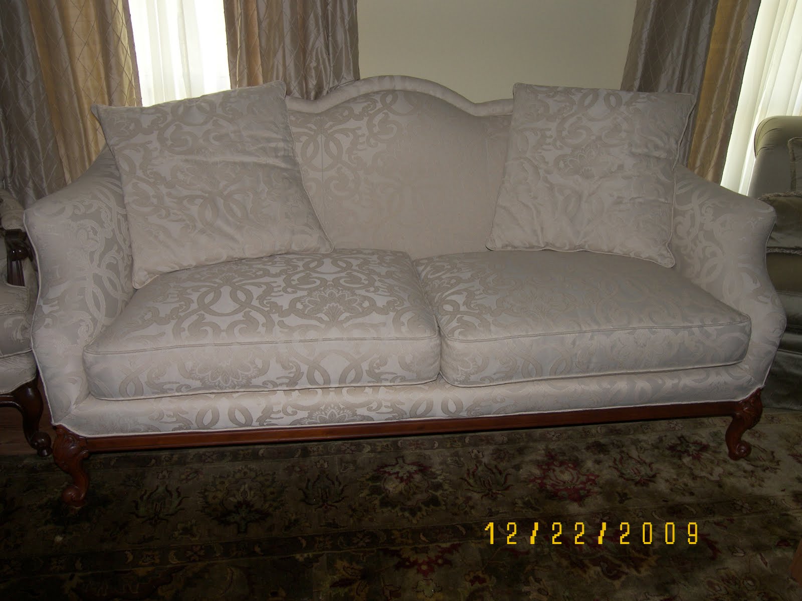 Tillman Estate Sale (2) Hickory White CustomMade Sofas 2,100