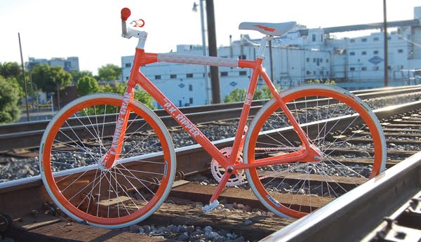 PISTAMANIA ITALY FIXED: DC x SE PK Ripper Fixed Gear 2010 Review