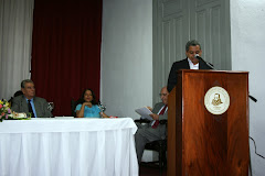 En la Academia Dominicana de la Lengua