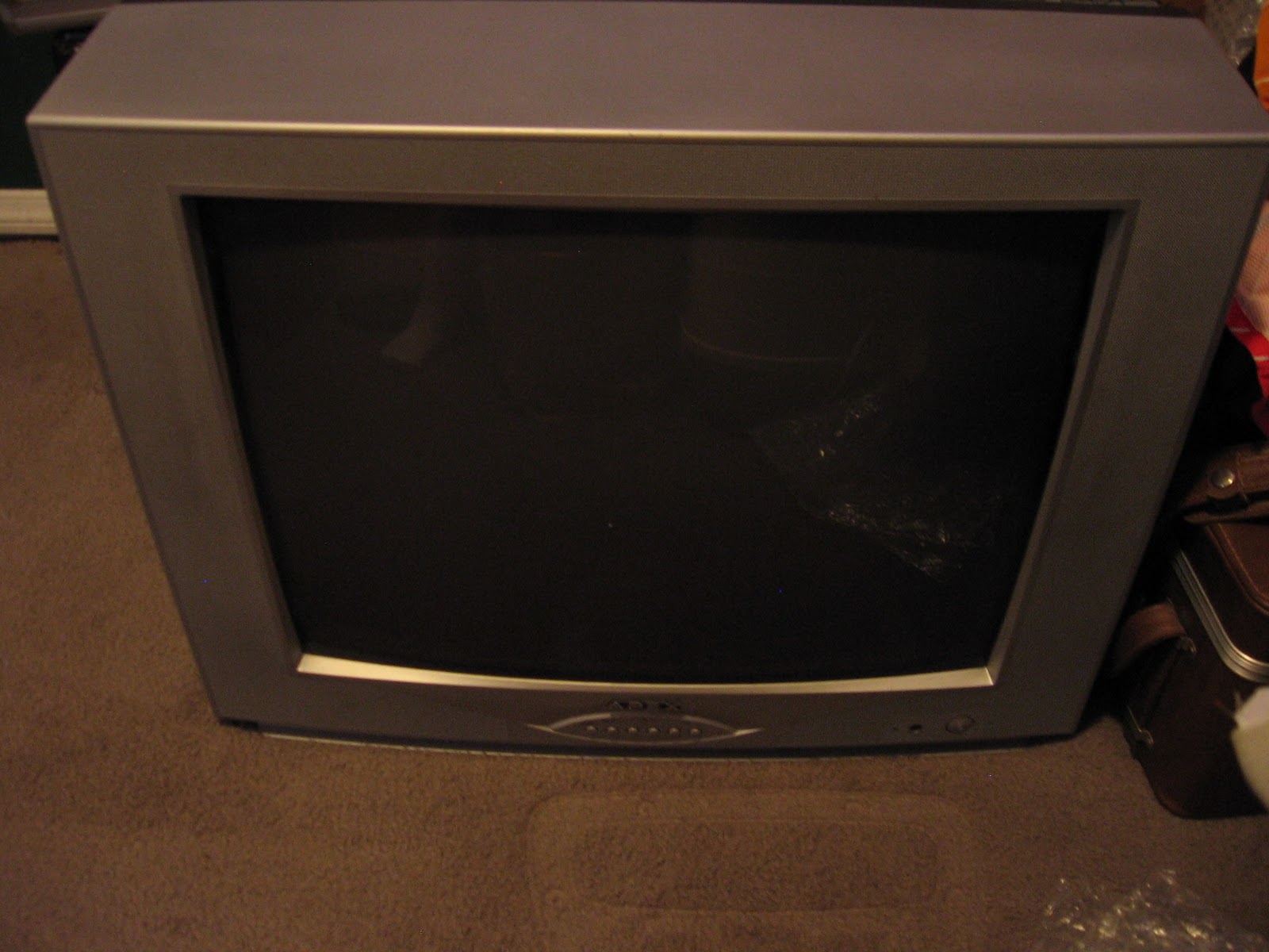 Virtual Garage Sale Apex 27" TV still works well!