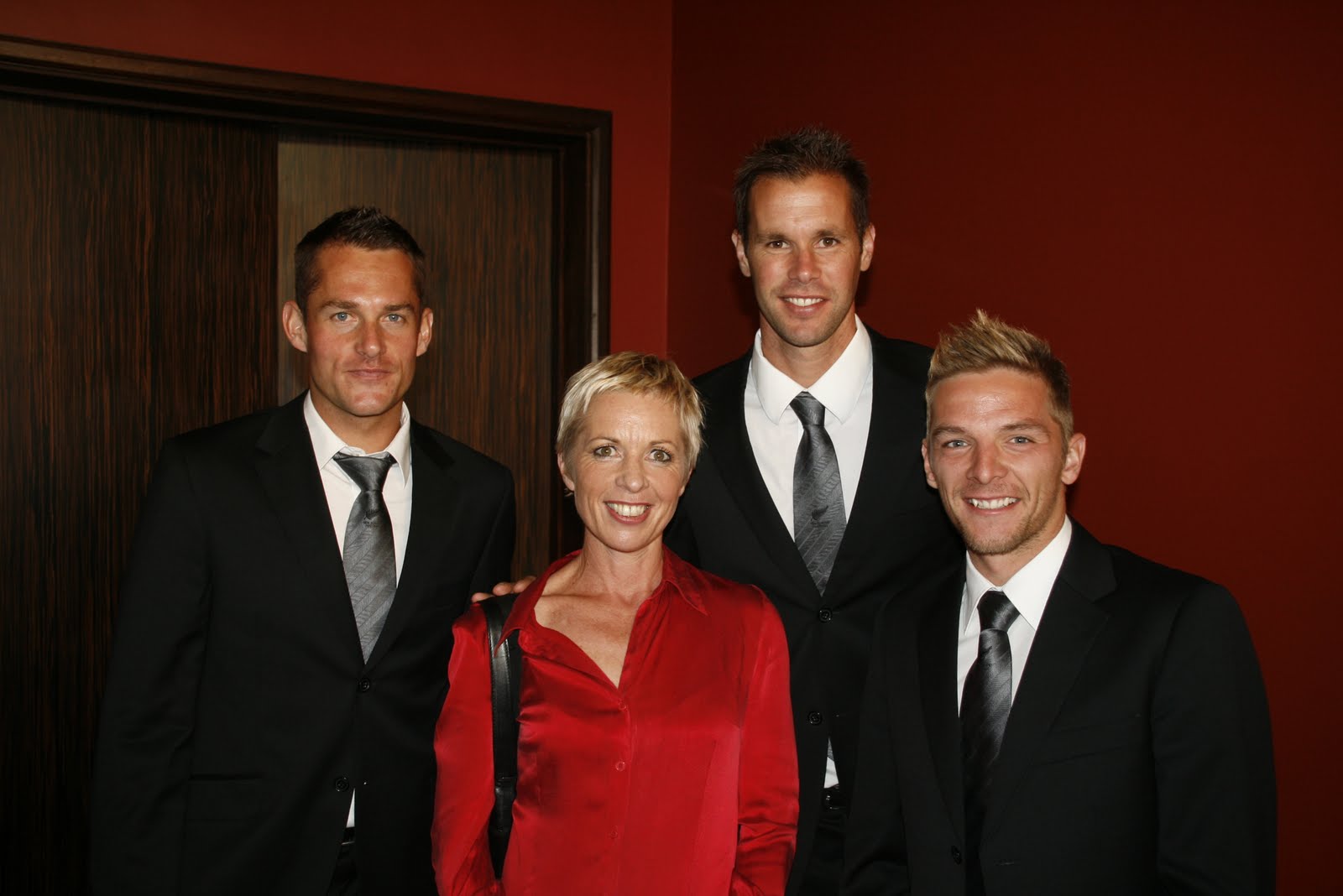 david-and-ruth-on-tour-meeting-the-new-zealand-soccer-team