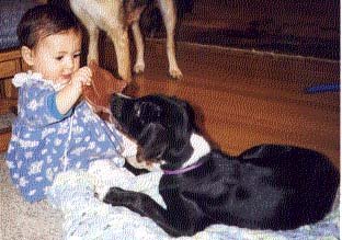 [Sophie-Lily+share+treat.2.jpg]