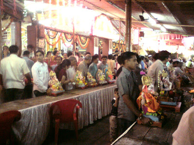 Ganesha idols waiting in line for Ganesh Visarjan